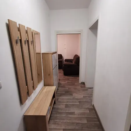 3 Koeln/huerth Apartment